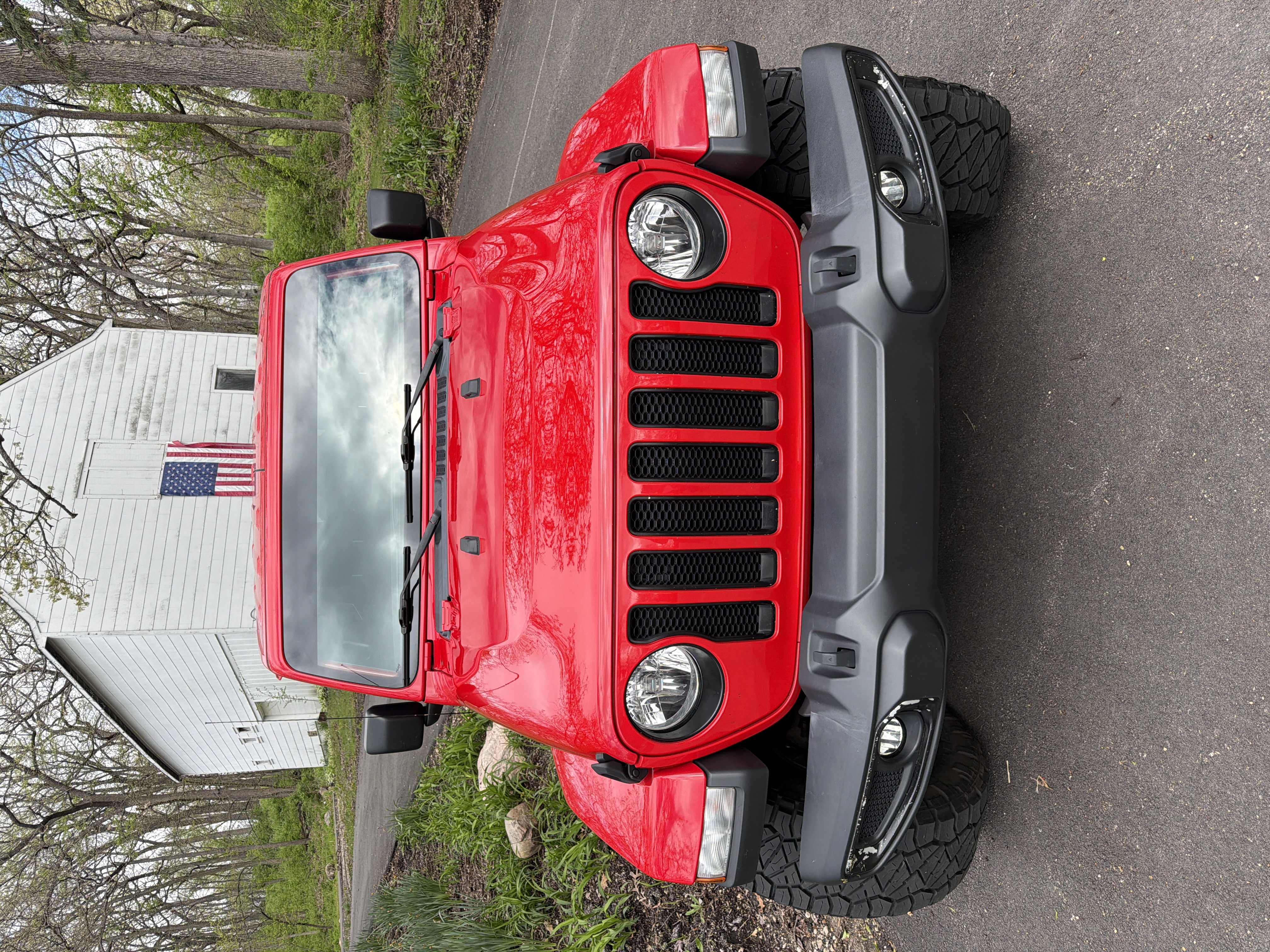 Used 2021 Jeep Wrangler Unlimited Sahara w/ Uconnect 4C Nav & Sound Group AWD/4WD image 4