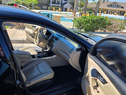 Used 2015 Nissan Altima 2.5 S w/ Power Driver Seat Package image 9