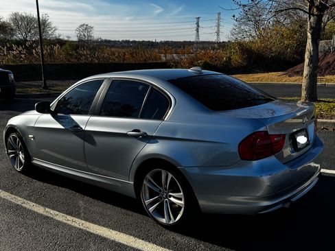 Used 2011 BMW 335i xDrive Sedan image 5