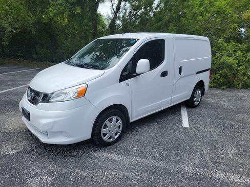 Used 2017 Nissan NV200 SV image 4