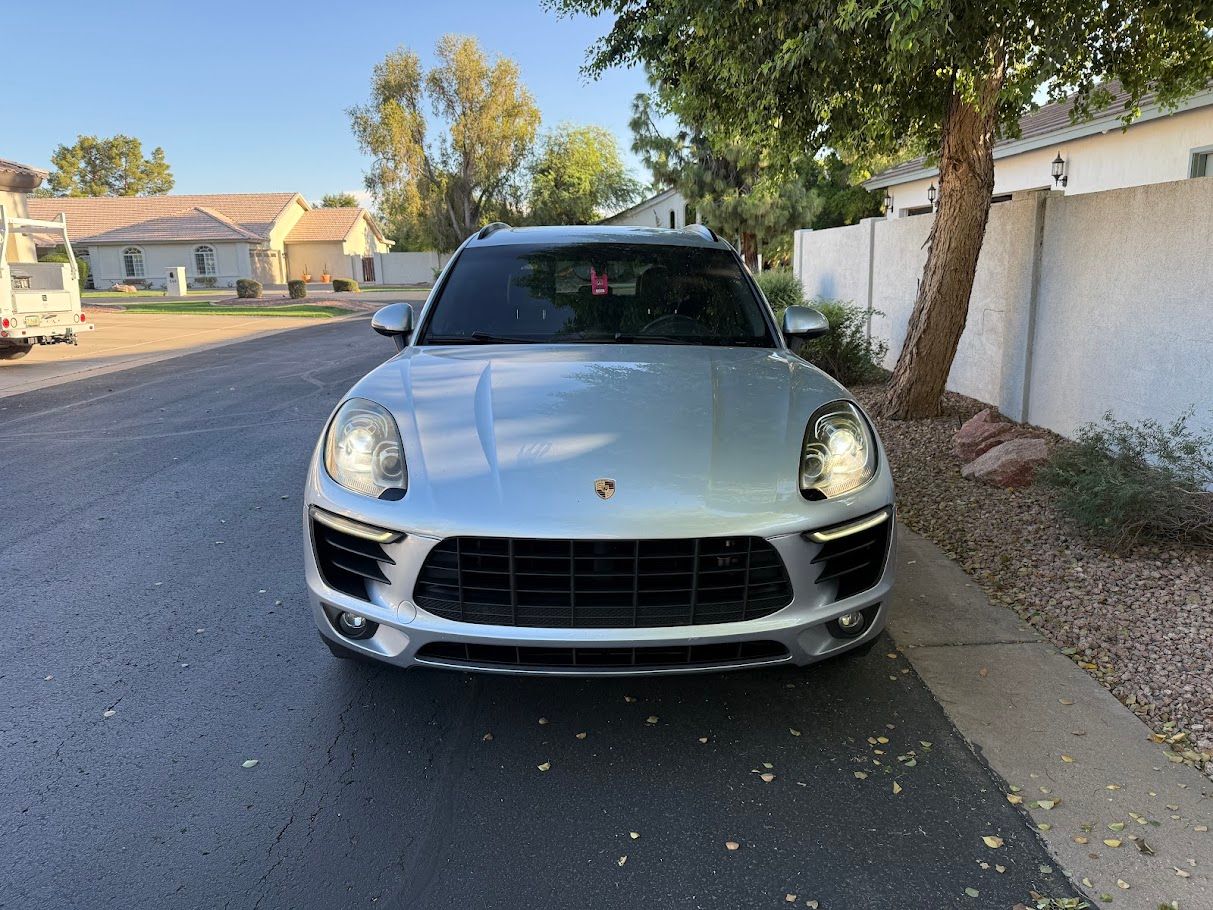 Used 2015 Porsche Macan S AWD/4WD image 4