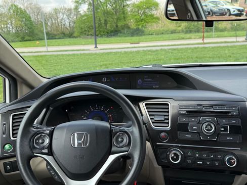Used 2013 Honda Civic LX image 15