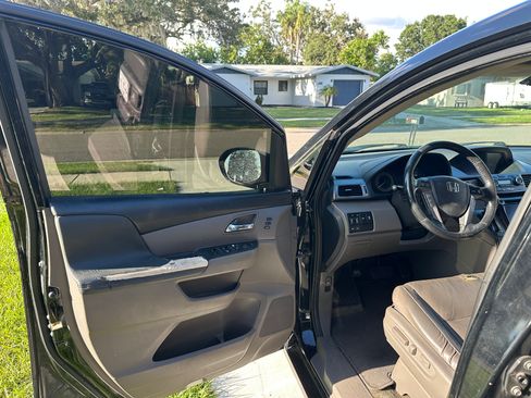 Used 2015 Honda Odyssey Touring image 9
