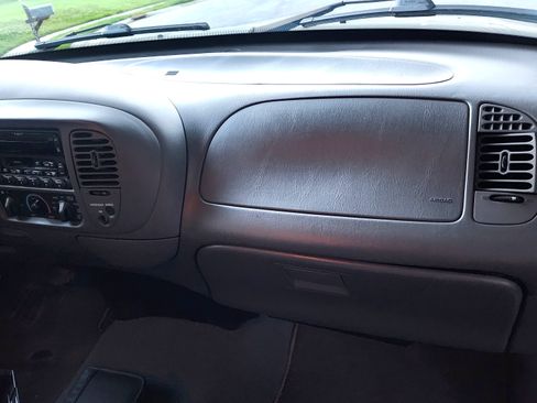 Used 2003 Ford F150 XLT AWD/4WD image 19