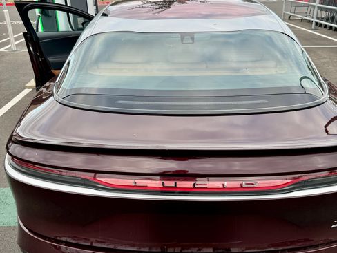 Used 2023 Lucid Air Touring image 2