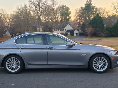 Used 2012 BMW 535i xDrive Sedan image 9