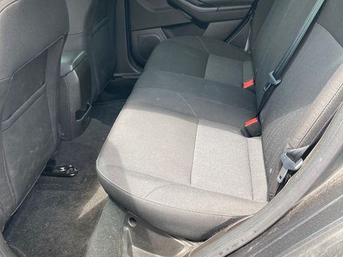 Used 2016 Ford Focus SE FWD image 10