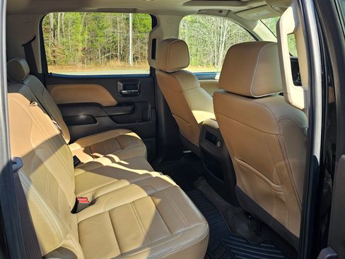 Used 2017 GMC Sierra 1500 Denali image 8