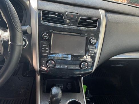 Used 2014 Nissan Altima 2.5 SL w/ Technology Package image 8