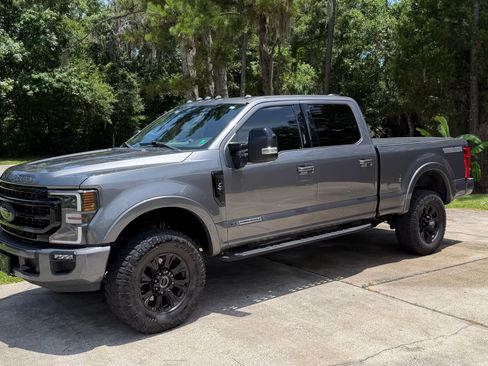 Used 2022 Ford F250 Lariat w/ Tremor Off-Road Package AWD/4WD image 2