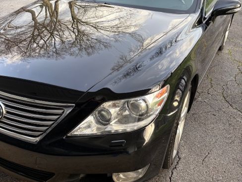 Used 2010 Lexus LS 460 RWD image 4