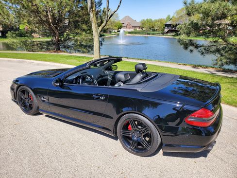 Used 2011 Mercedes-Benz SL 63 AMG image 8