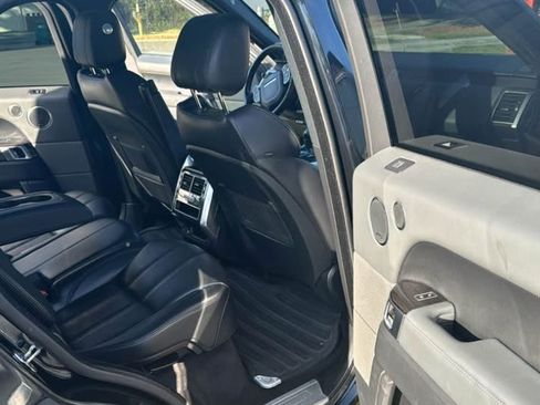 Used 2014 Land Rover Range Rover Sport HSE image 12