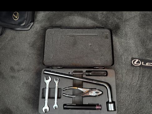 Used 2004 Lexus LS 430 image 17