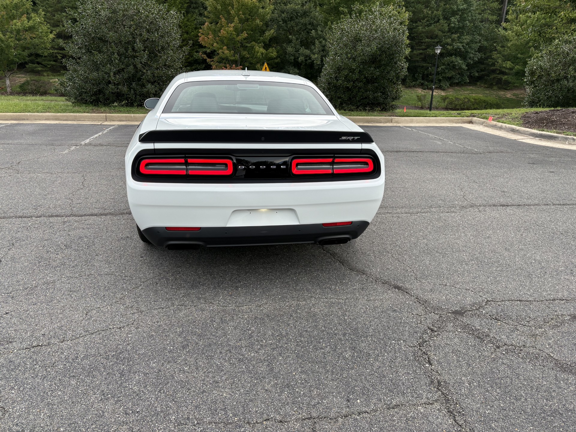 Used 2016 Dodge Challenger SRT Hellcat RWD image 6