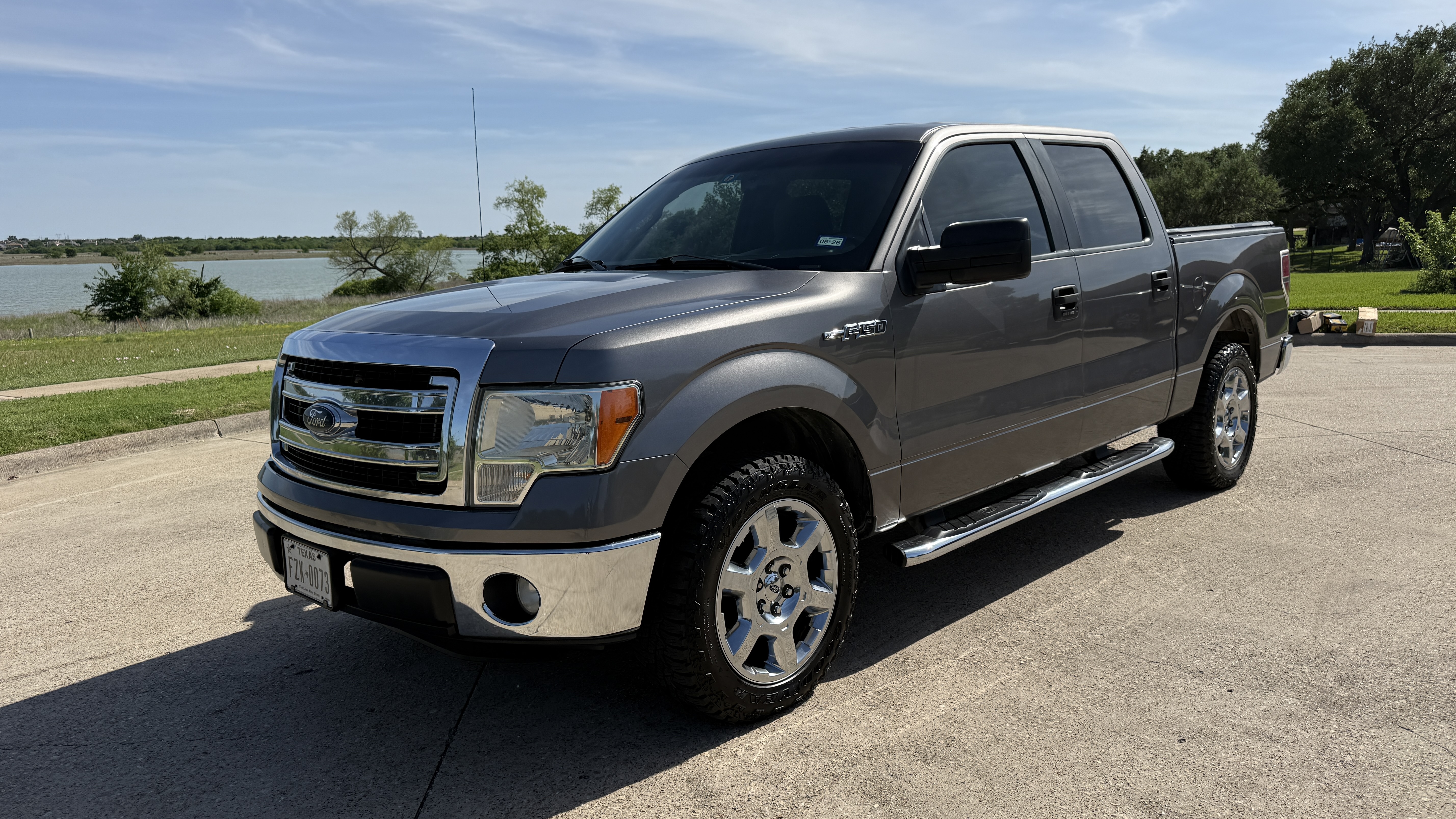 Used 2014 Ford F150 XLT RWD image 1