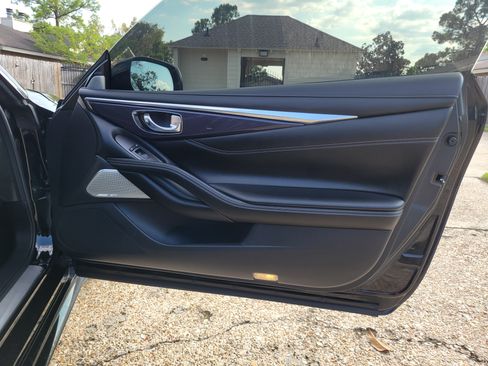 Used 2018 INFINITI Q60 Red Sport 400 w/ Pro Active Package image 13