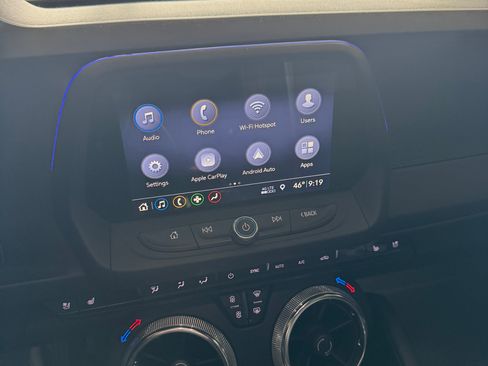 Used 2019 Chevrolet Camaro SS image 9