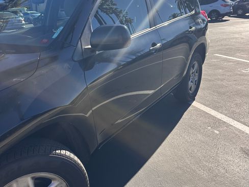 Used 2009 Toyota RAV4 2WD w/ 3rd Row image 15