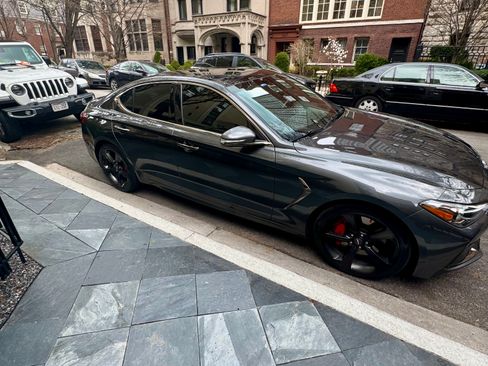 Used 2021 Genesis G70 3.3T w/ Sport Package image 5