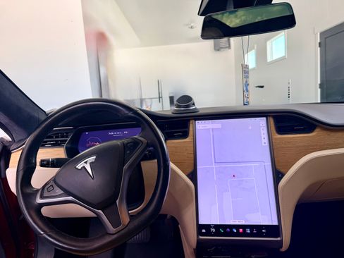 Used 2020 Tesla Model S AWD image 12