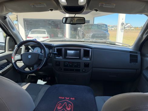 Used 2009 Dodge Ram 2500 Truck SLT w/ Popular Equipment Group image 17