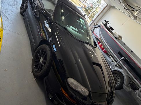 Used 2000 Chevrolet Camaro Z28 RWD image 10