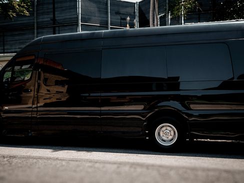 Used 2020 Mercedes-Benz Sprinter 3500 image 5