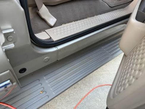 Used 2004 Ford Excursion Limited image 10