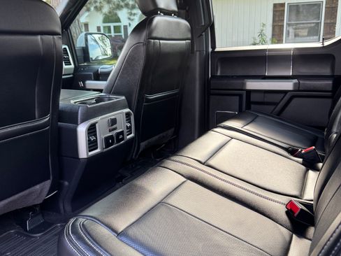 Used 2020 Ford F150 Lariat w/ Equipment Group 502A Luxury image 17