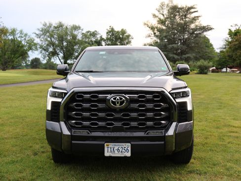 Used 2022 Toyota Tundra Platinum w/ Advanced Package AWD/4WD image 5