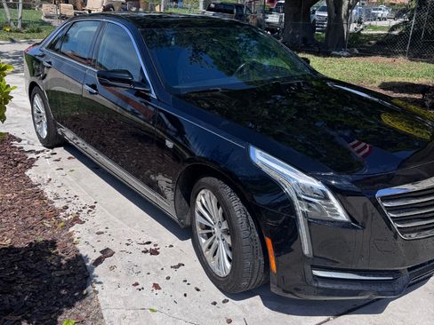 Used 2016 Cadillac CT6 2.0 Turbo Sedan 4D image 2