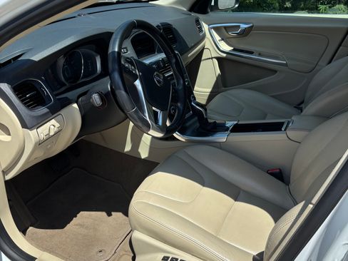 Used 2015 Volvo S60 T5 Premier FWD image 8