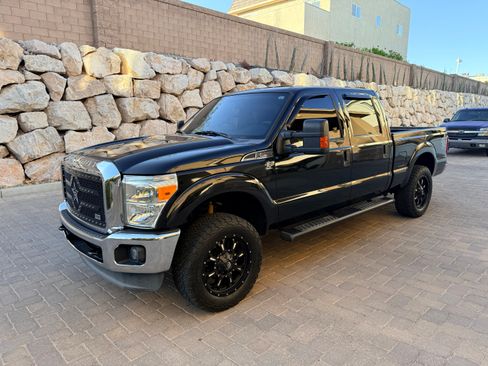 Used 2013 Ford F250 XLT w/ XLT Value Pkg AWD/4WD image 1