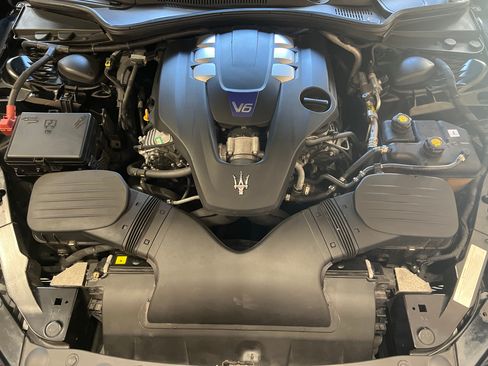 Used 2018 Maserati Ghibli S Q4 image 32