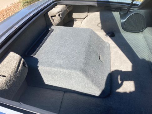Used 1998 Chevrolet Corvette Coupe RWD image 11