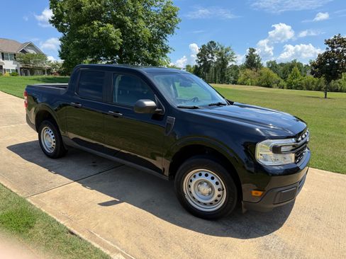 Used 2023 Ford Maverick XL FWD image 2