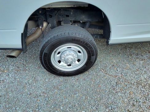 Used 2023 RAM 2500 Tradesman image 21