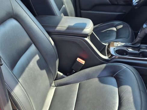 Used 2017 GMC Canyon SLT w/ Trailering Package image 21