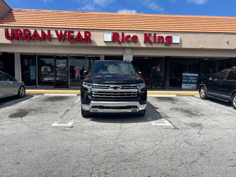 Used 2023 Chevrolet Silverado 1500 LTZ w/ LTZ Premium Package image 1