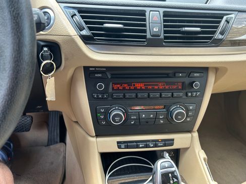 Used 2015 BMW X1 xDrive28i AWD/4WD image 4