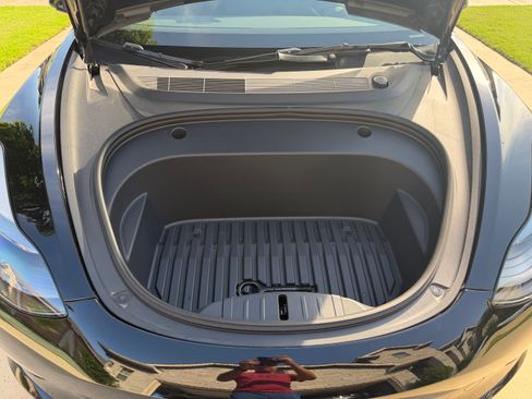 Used 2023 Tesla Model 3 Standard Range RWD image 11