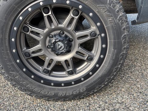 Used 2011 Chevrolet Silverado 1500 LT w/ All-Star Edition RWD image 9