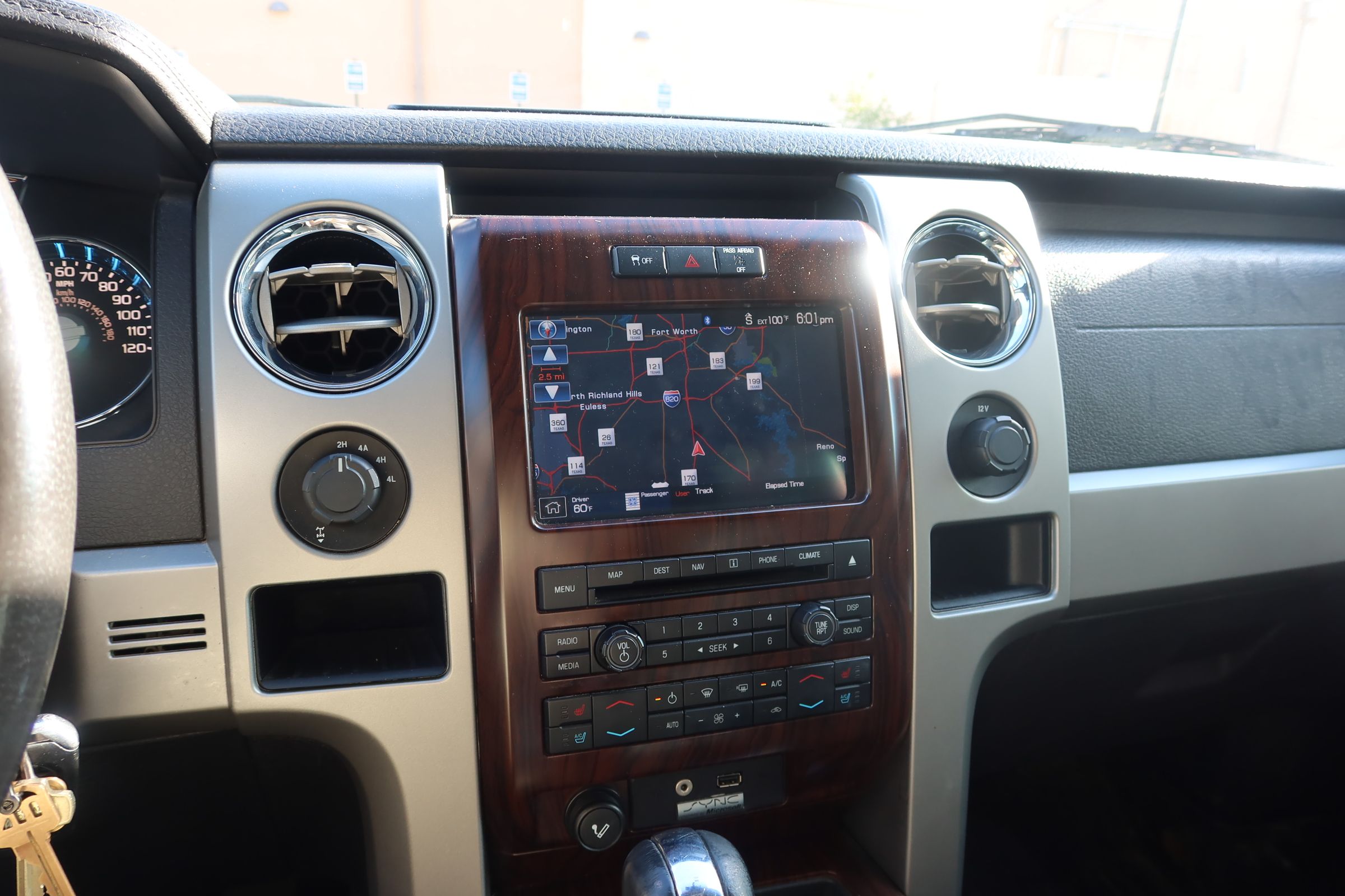 Used 2012 Ford F150 Lariat w/ Lariat Plus Pkg AWD/4WD image 13