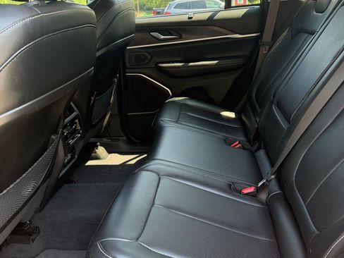 Used 2023 Jeep Grand Cherokee 30th Anniversary AWD/4WD image 15