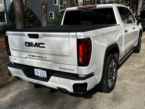 Used 2024 GMC Sierra 1500 Denali Ultimate image 5