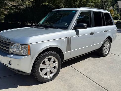Used 2007 Land Rover Range Rover HSE image 2