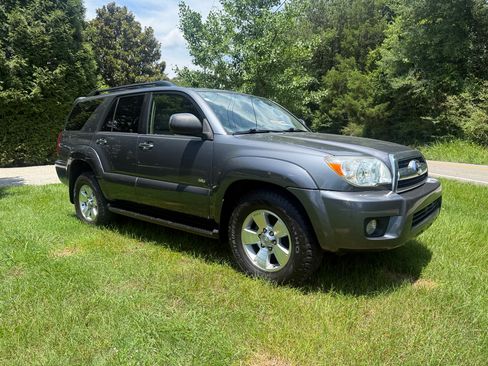 Used 2008 Toyota 4Runner Sport RWD image 4