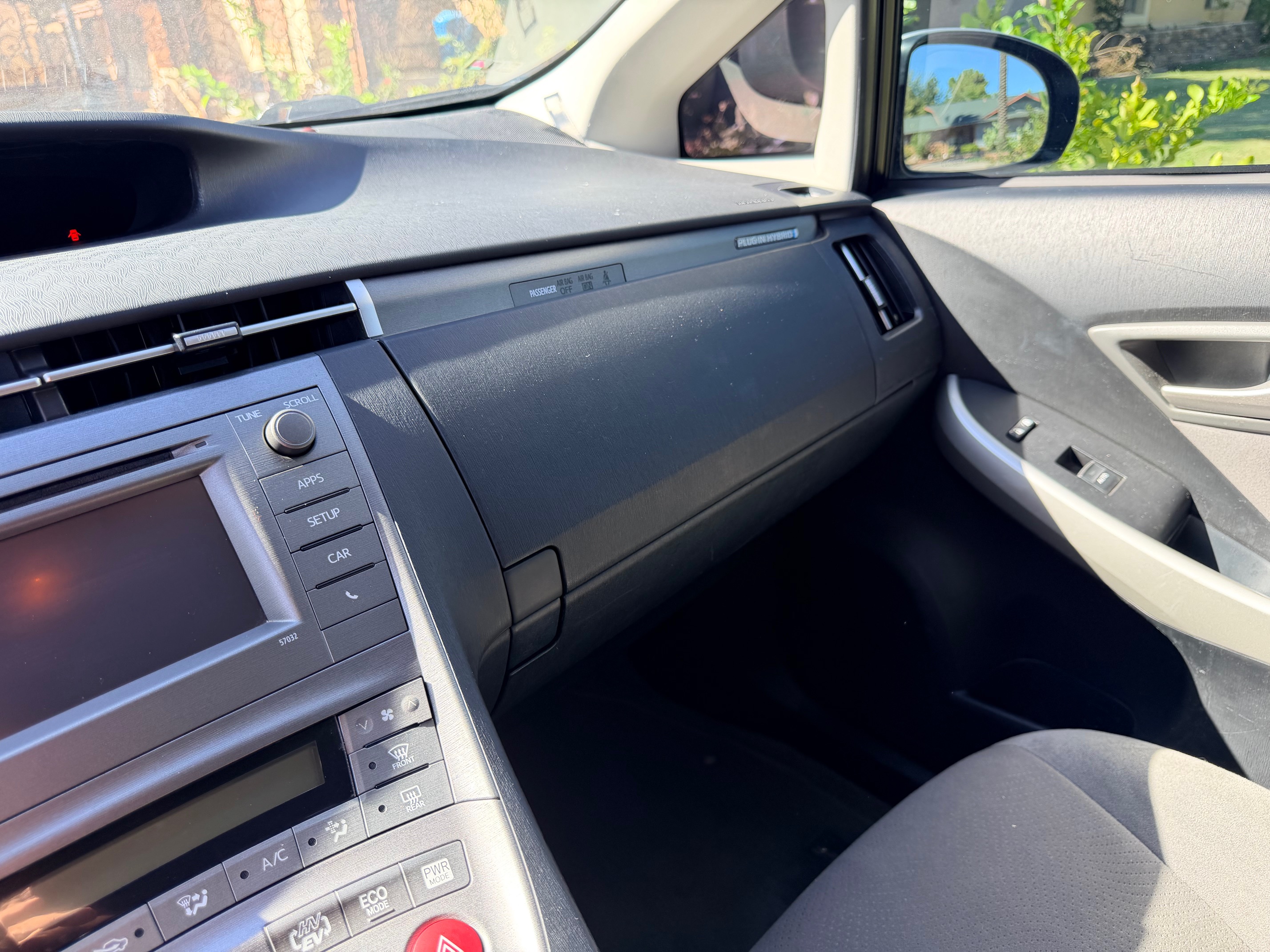Used 2014 Toyota Prius Prime Plug-In Hybrid FWD image 13
