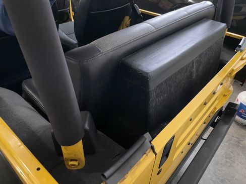 Used 2000 Jeep Wrangler SE image 28